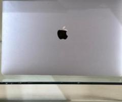 APPLE MACBOOK PRO 2017, Core i7,16gb/512gb - Lagos