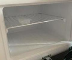 Midea Refrigerator 207L HD-273F - Lekki