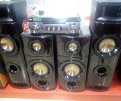 Home theater available. - Agonrin - 1