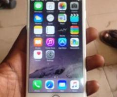 Iphone 6 gold - Apapa