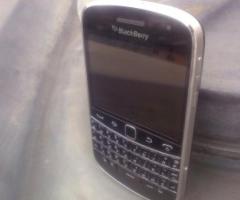 Blackberry bold 5 (9900) available for inspection - Lagos